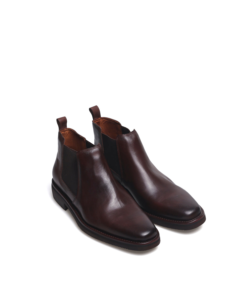 Bota Aston
