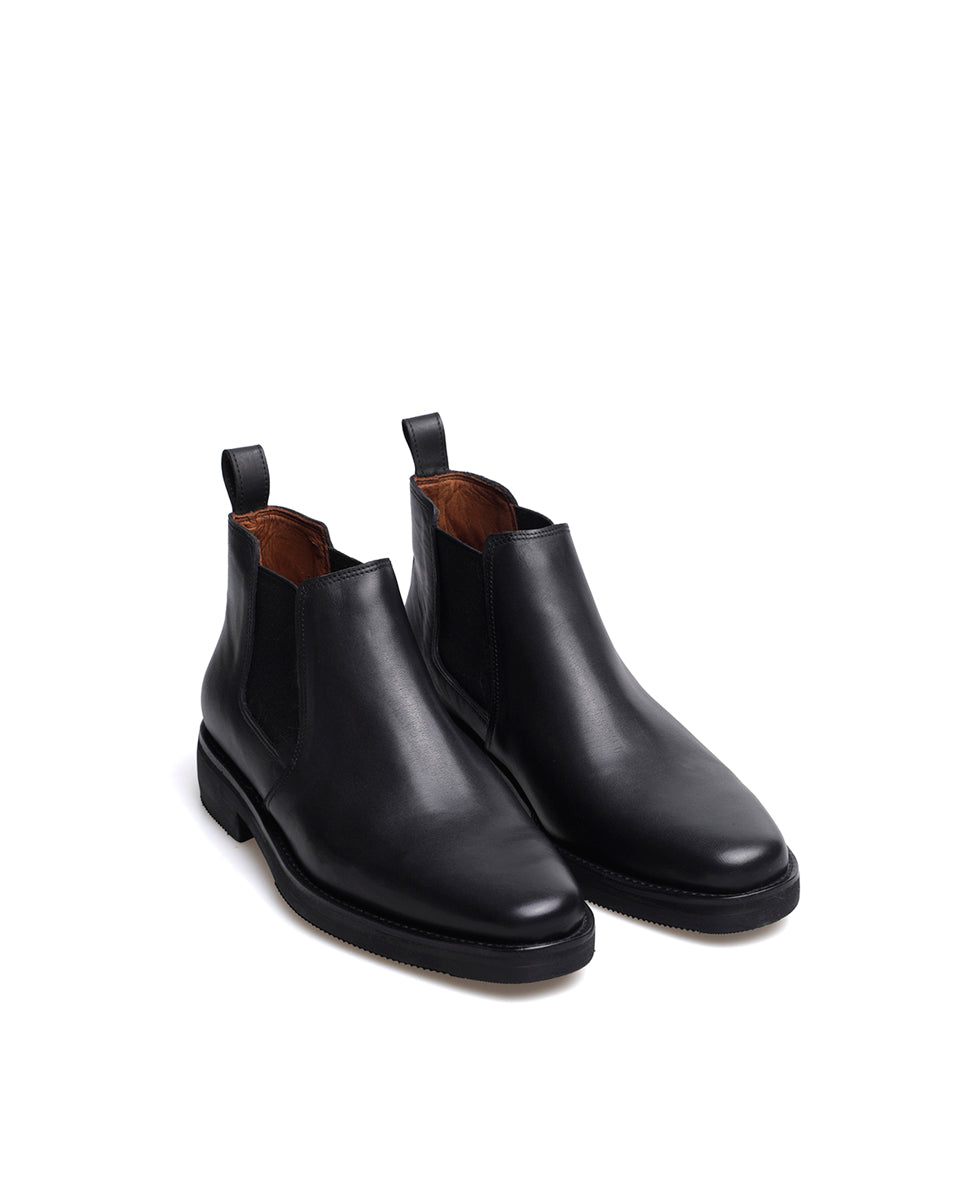 Bota Aston