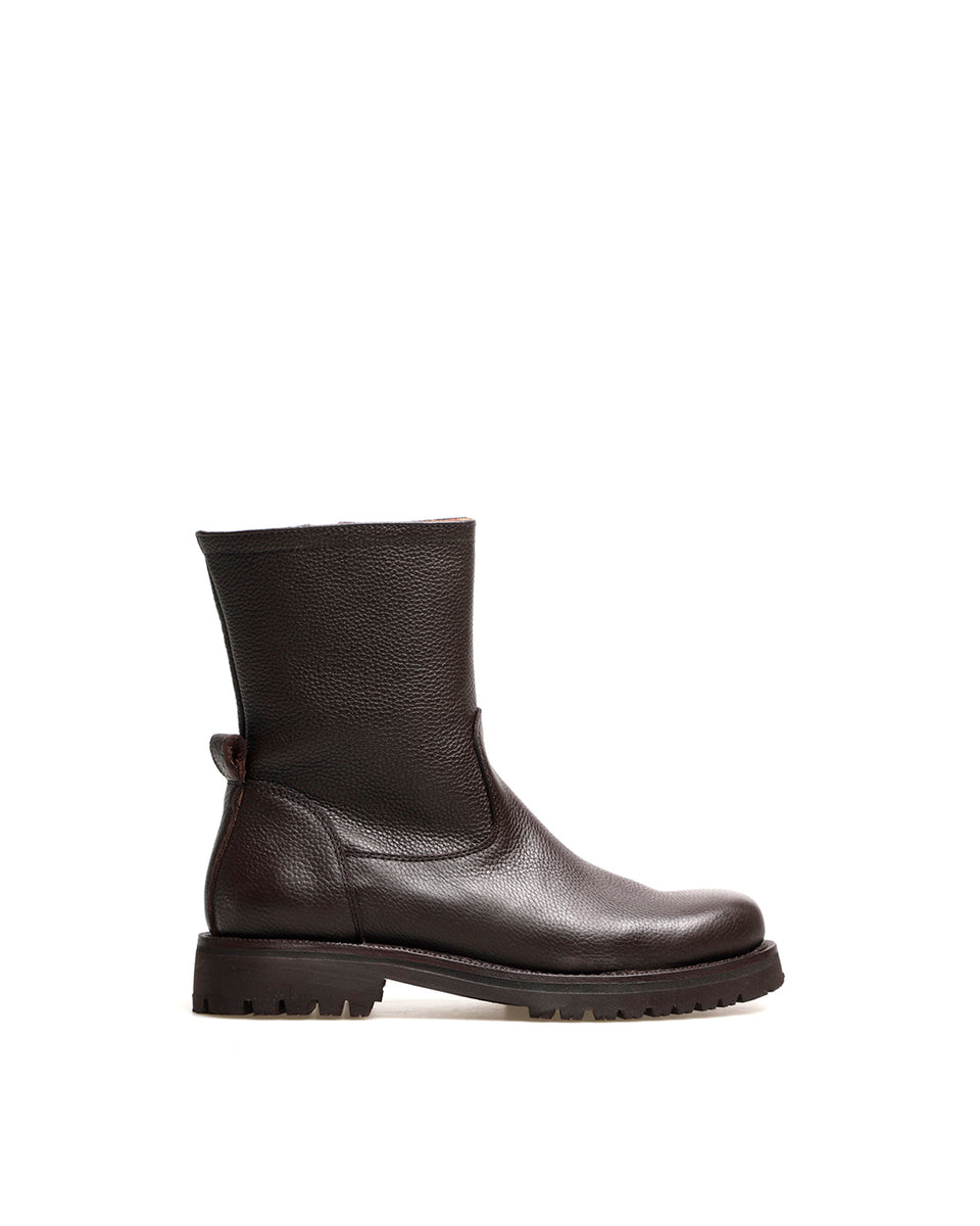Bota Still
