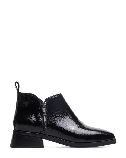 BOTA BALOS