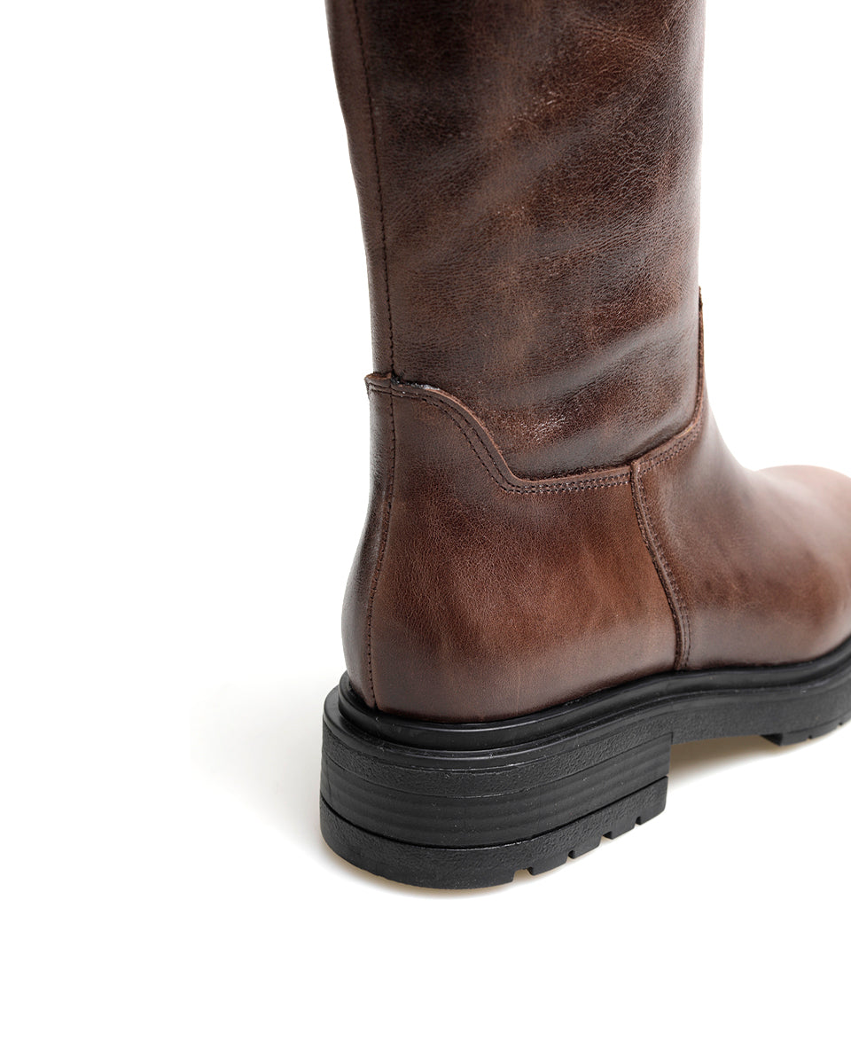 BOTA LUJAN