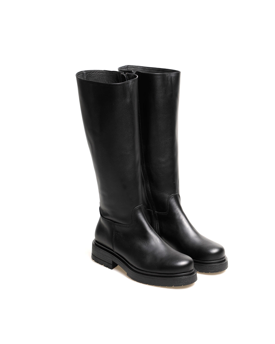 BOTA LUJAN