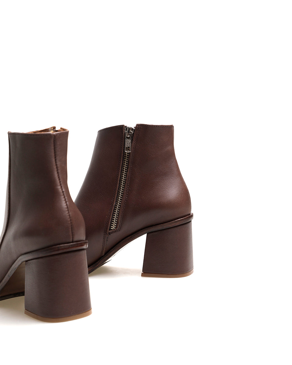 BOTA FER