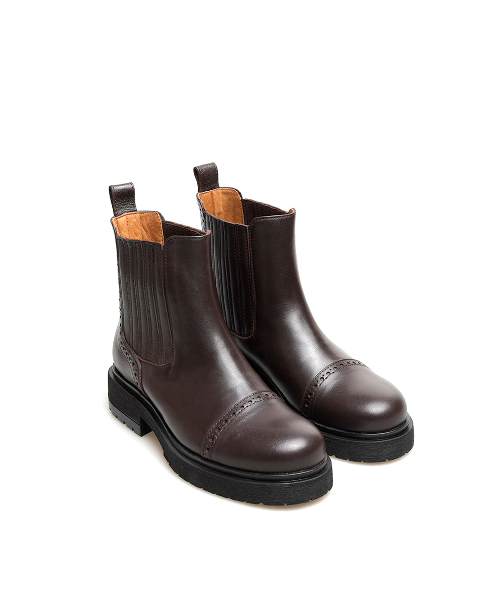 BOTA ADORE