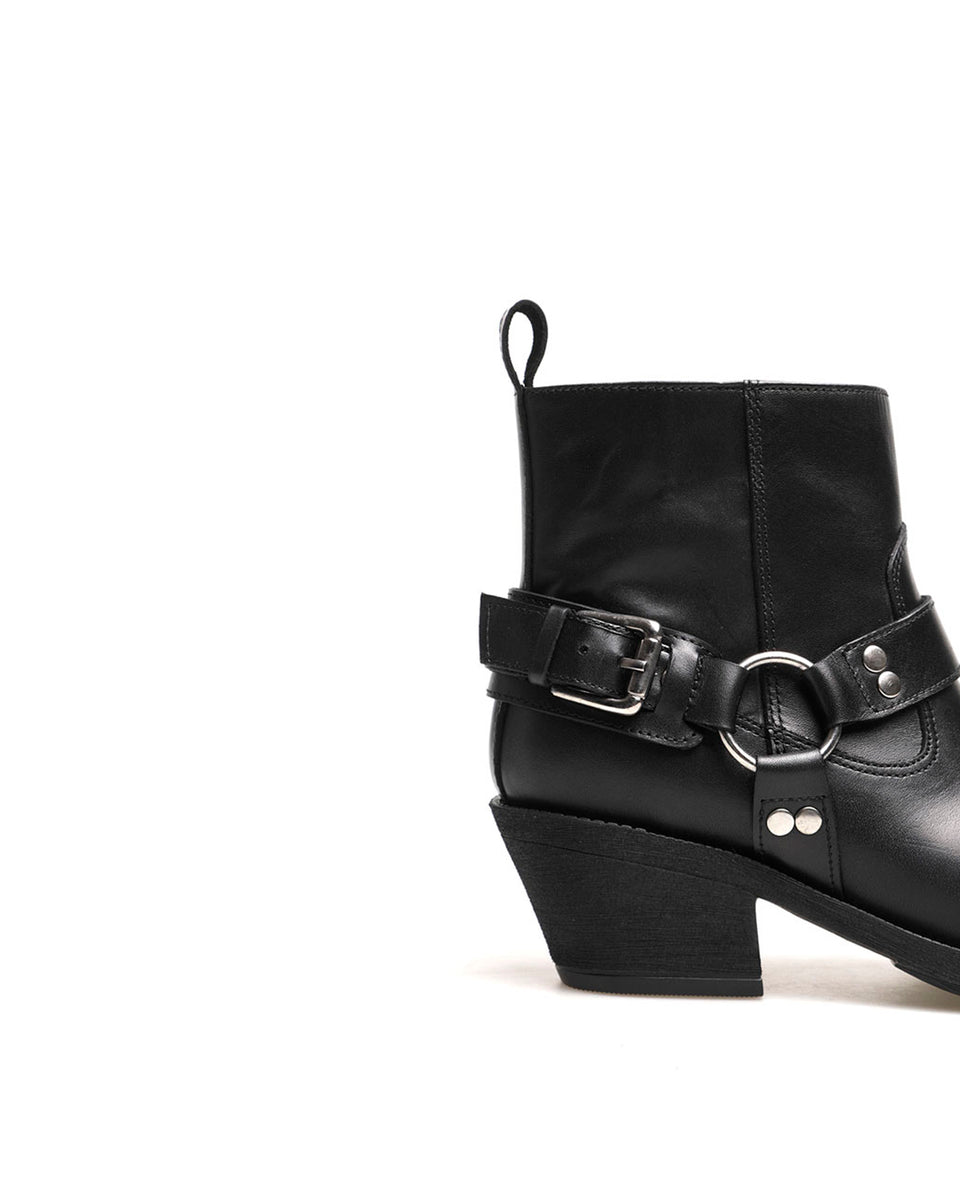 Bota Baz