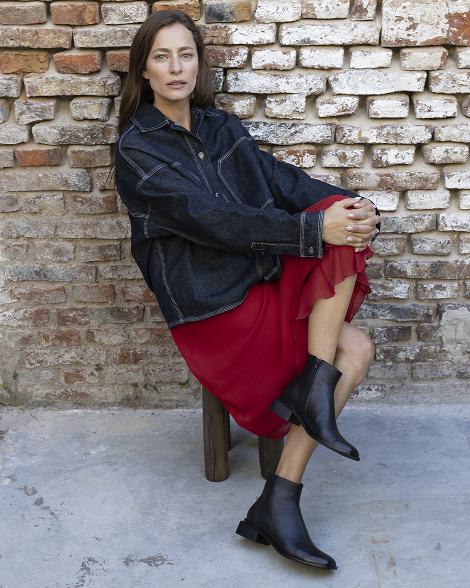 BOTA RAQUEL